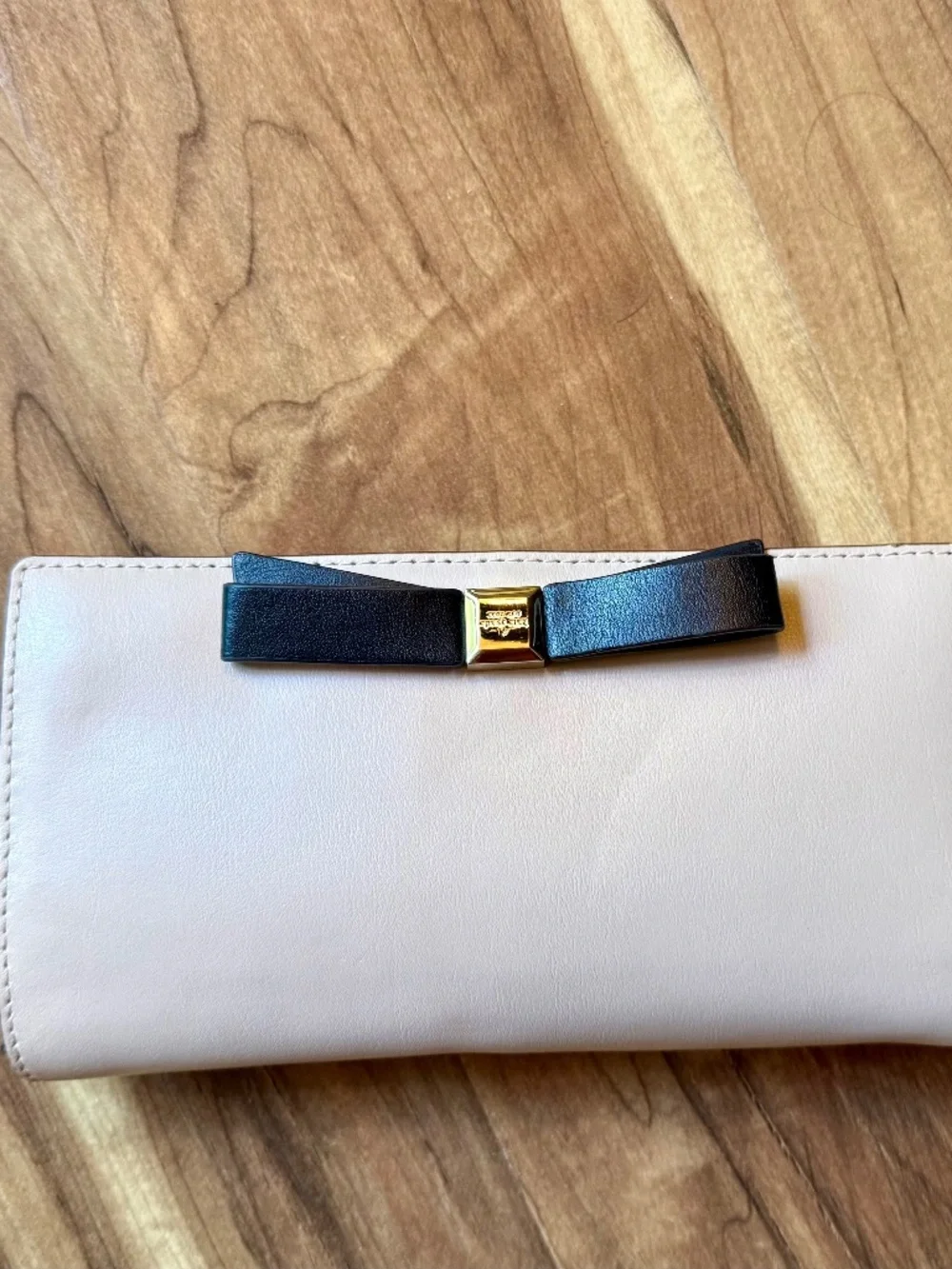 Kate Spade Wristlet